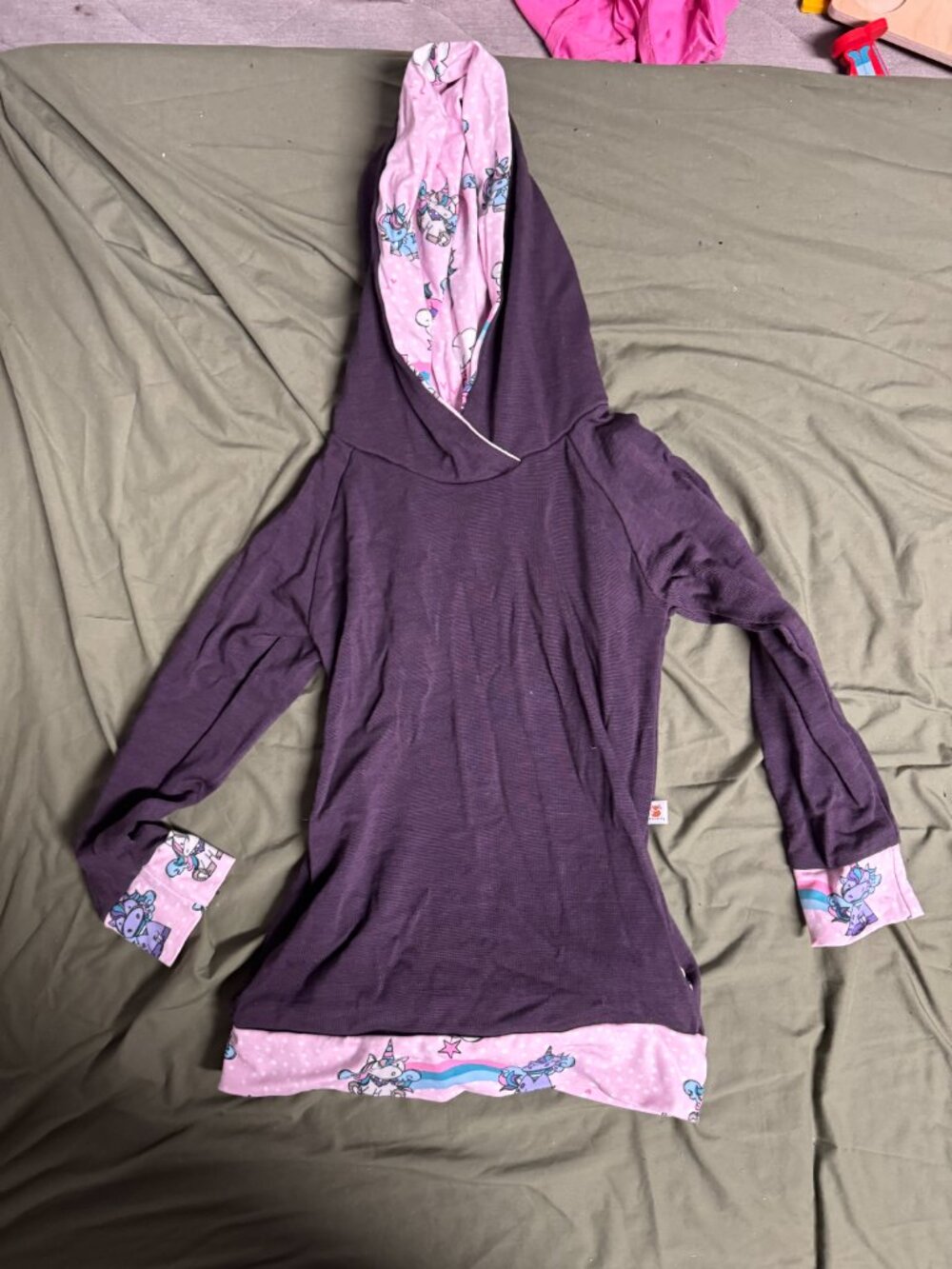 TK Clothing 100% merino wool purple hoodie with unicorns toddler size 4